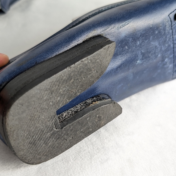 GUC Tod's Women's Dark Blue In Leather Heeled Loafers Size 10 Made In Italy - Picture 11 of 16